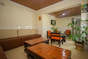 Lobby - Dove Nest Lodge (Naivasha)