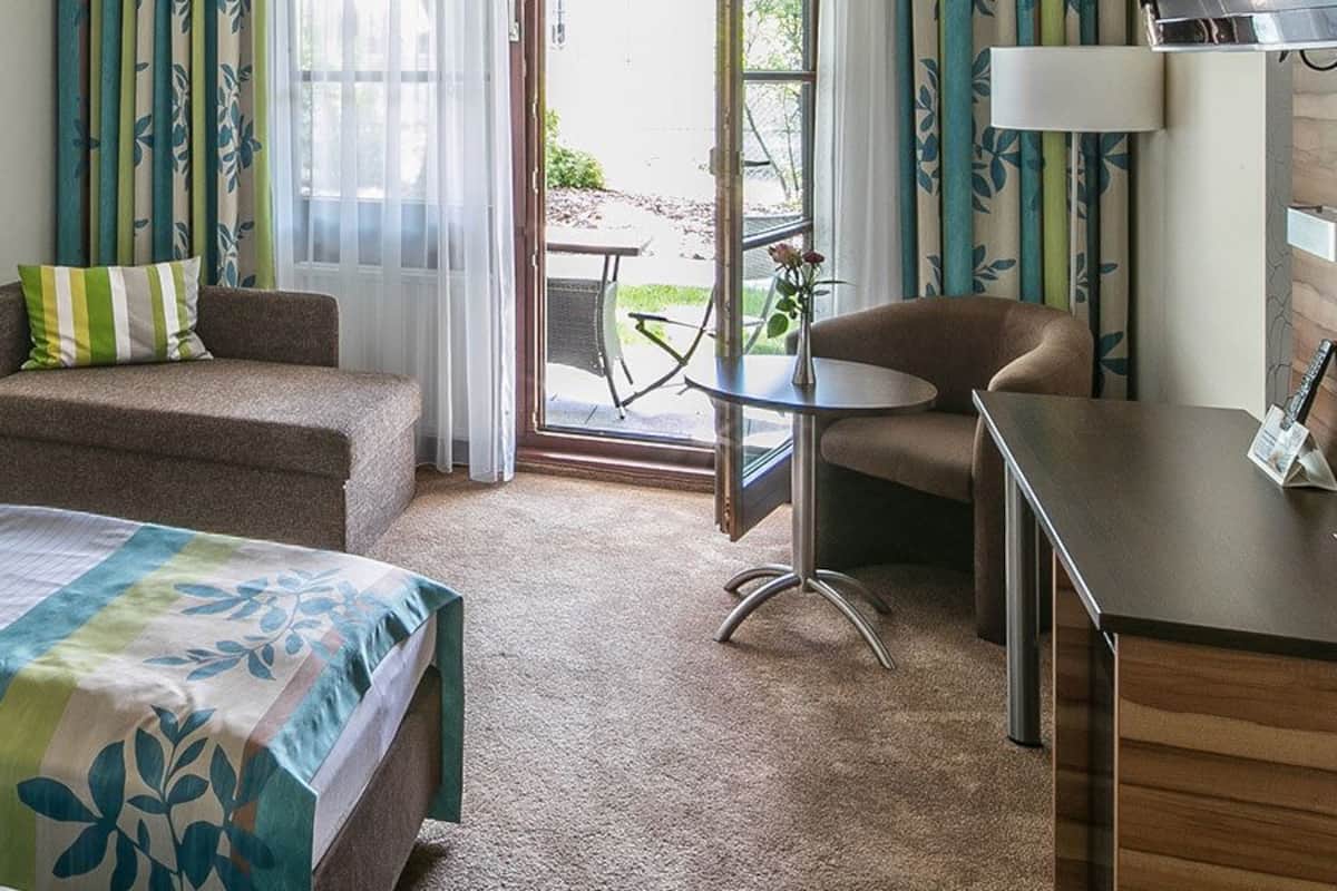 comfort double room | 1 bedroom, minibar, in-room safe, desk