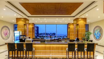 2 bars/lounges, poolside bar