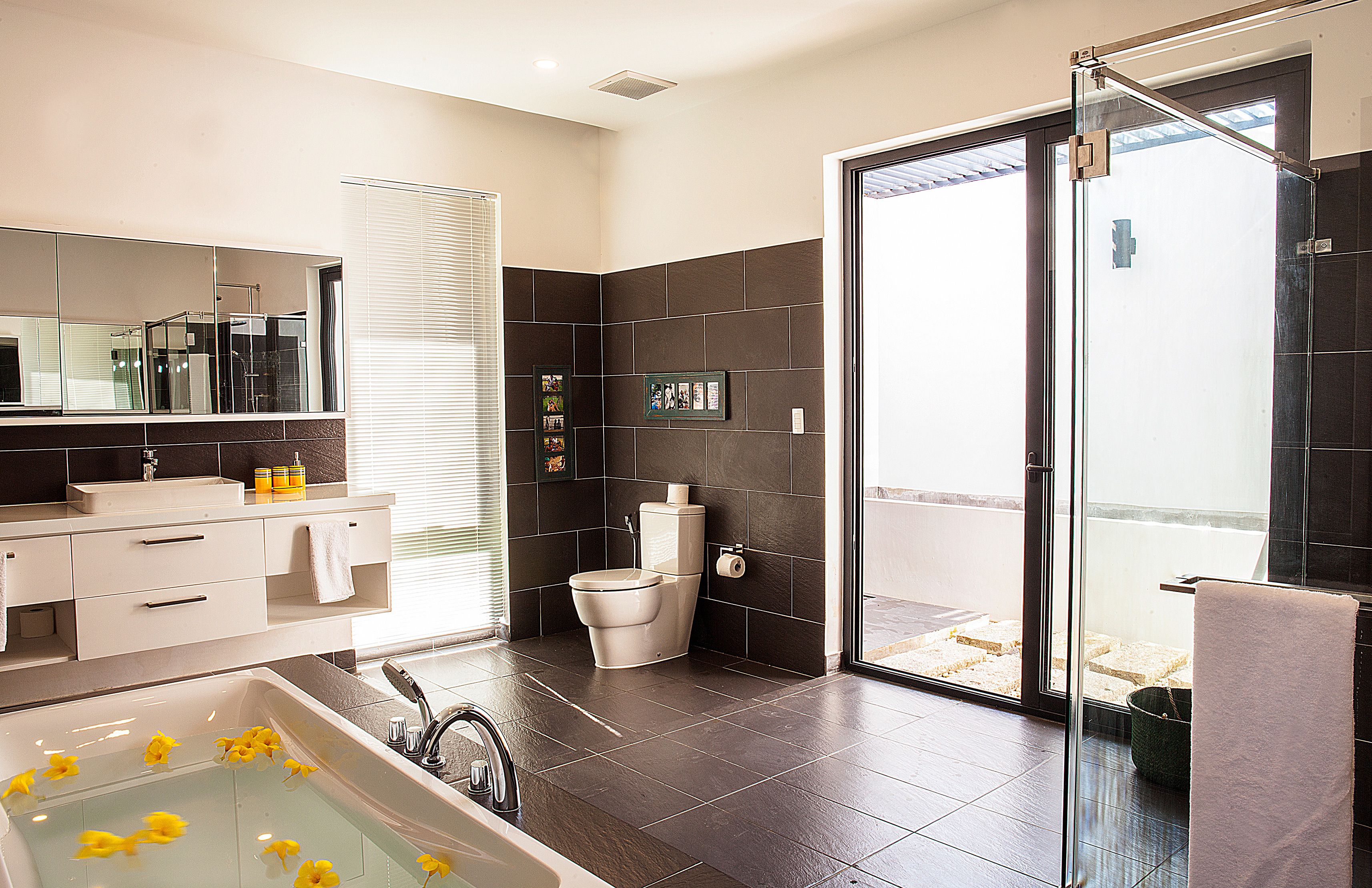 Villa, 4 Bedrooms | Bathroom