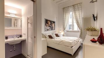 Appartamento Luxury, 2 camere da letto, 2 bagni | Vista dalla camera