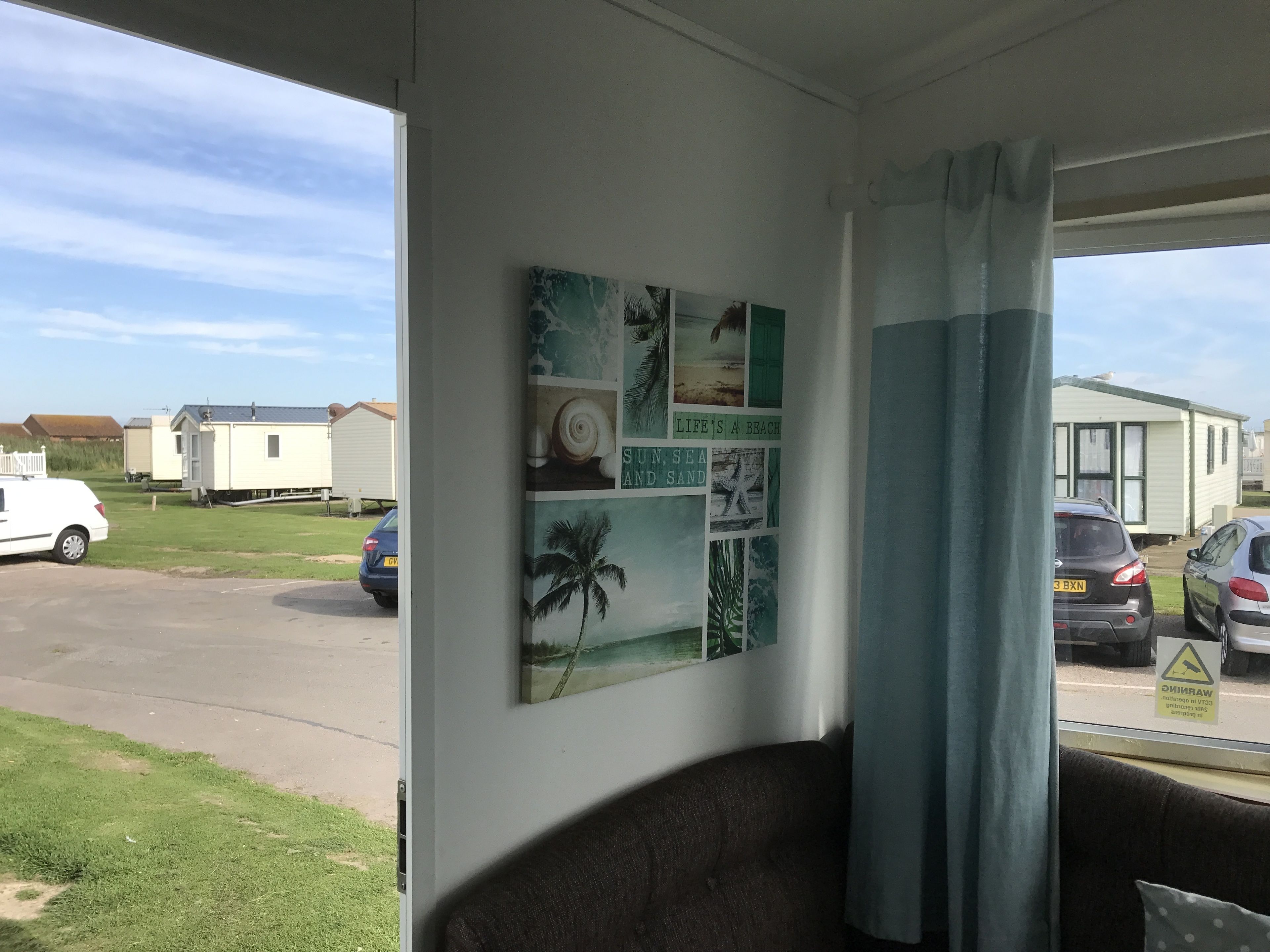 Mobile Home, 3 Bedrooms (Arizona) | Living area | TV, DVD player