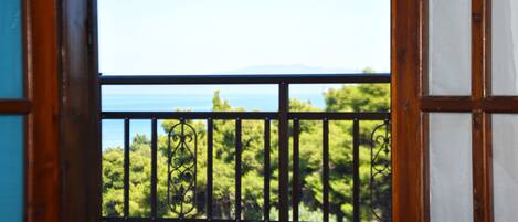 Standard Apartment, 2 Bedrooms, Sea View | View from room