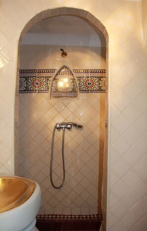 Bathroom shower - Riad Villa Harmonie (Marrakech)
