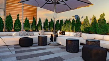 Γεύματα σε εξωτερικό χώρο