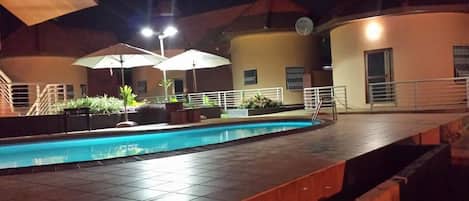 Outdoor pool, pool umbrellas