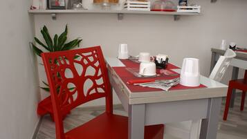 Dagelijks ontbijtbuffet inbegrepen