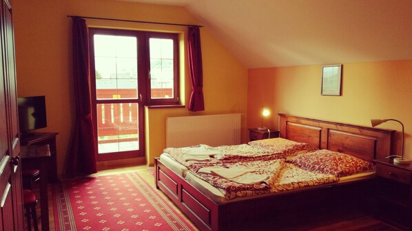 Double Room, 1 Queen Bed