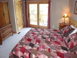 2 quartos, ferros/tábuas de passar roupa