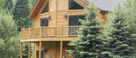 Bagian depan properti