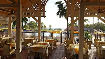 2 restaurants, breakfast, lunch, dinner served; international cuisine