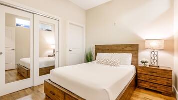 1 chambre, décoration personnalisée, ameublement personnalisé