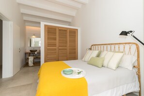 3 chambres, bureau, fer et planche à repasser, Wi-Fi gratuit