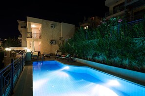 Udendørs pool