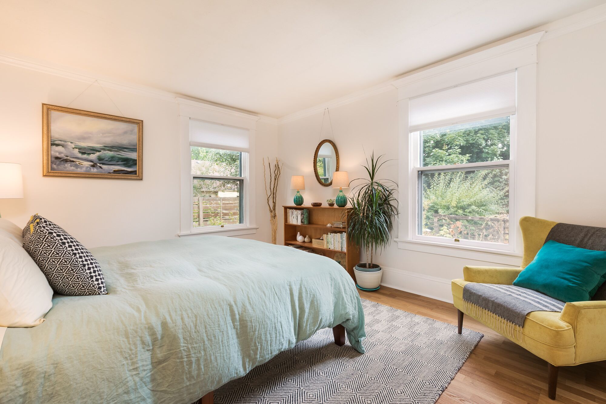 2 bedrooms, iron/ironing board, travel cot, free WiFi