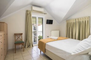 2 bedrooms, soundproofing, iron/ironing board, free WiFi