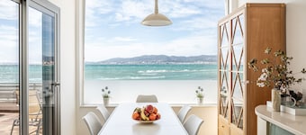 Rannalla. El Molinar-Portixolin alue 10 minuutin päässä Palmasta.