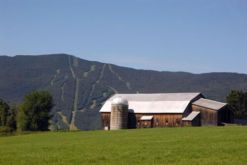 Sugarbush Resort; Spectacular Town Home! Discounts available at the Après Chalet