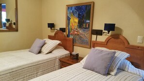 2 bedrooms, in-room safe, desk, free WiFi