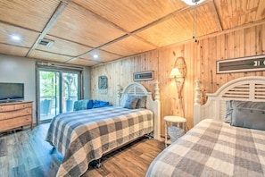 4 bedrooms, free WiFi, bed sheets