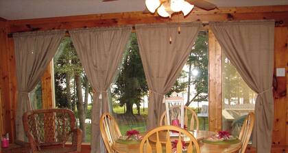 Sleeps 8, 3 bed 2 full bath with queen sleeper sofa.