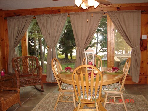 Sleeps 8, 3 bed 2 full bath with queen sleeper sofa.