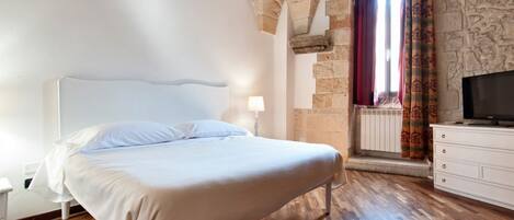 2 bedrooms, Internet