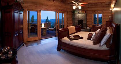 The LOG HOUSE in Truckee, CA - 5,250 sq.ft. of Awesome!