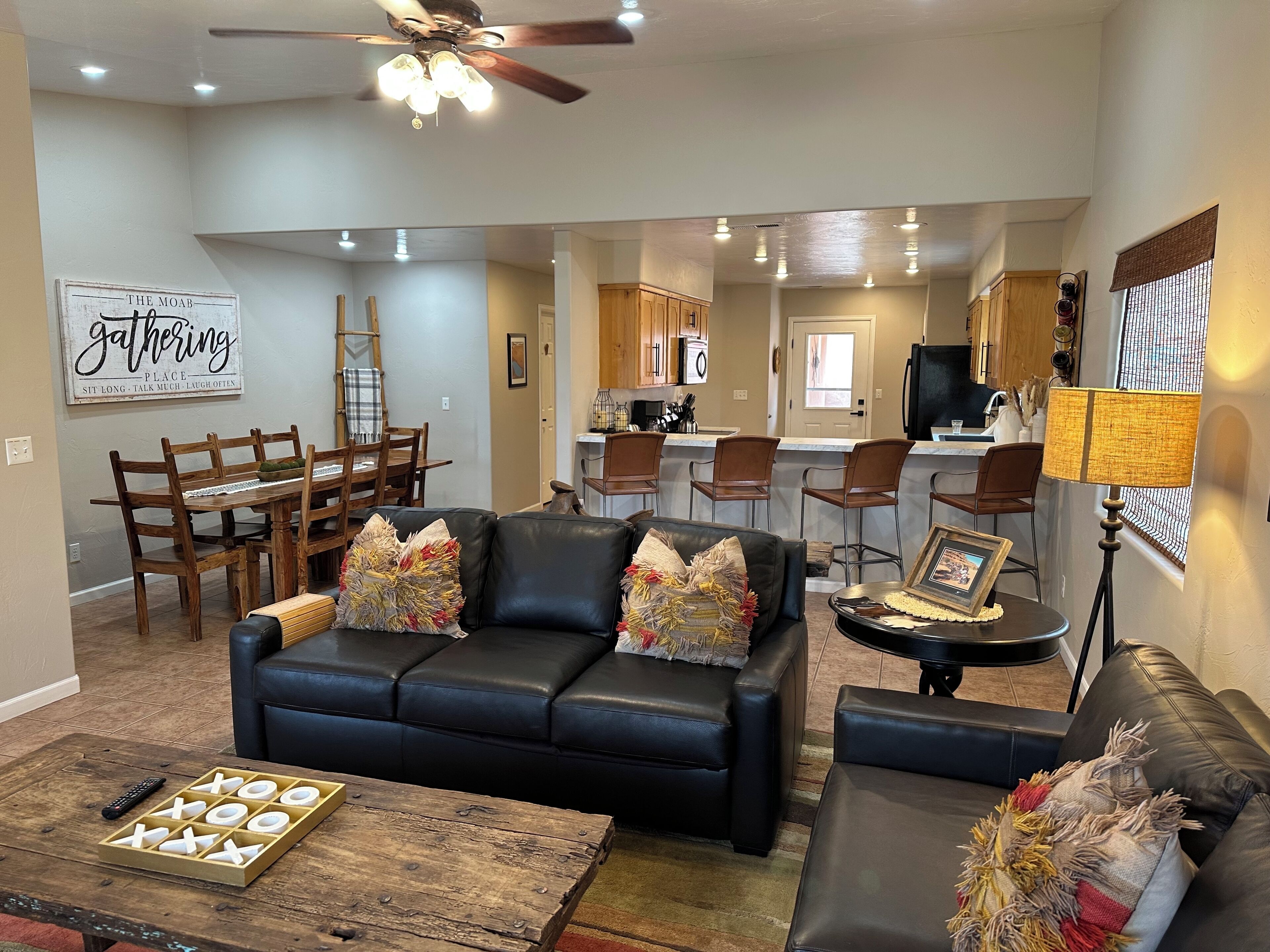 Smart-TV, Kamin, Tischfußball, Stereoanlage