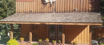 Lee's Bunkhouse sur Saddle Mountain