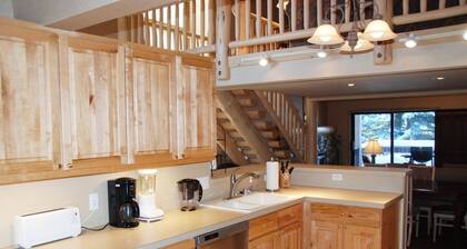 Ideal Family Friendly Condo in Elkhorn, Sun Valley