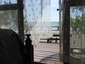Maison, vue océan, en front de plage | Balcon