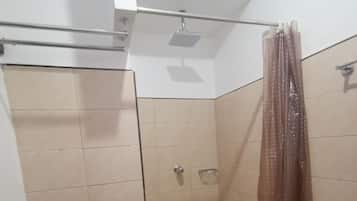 Family Room | Free WiFi, bed sheets