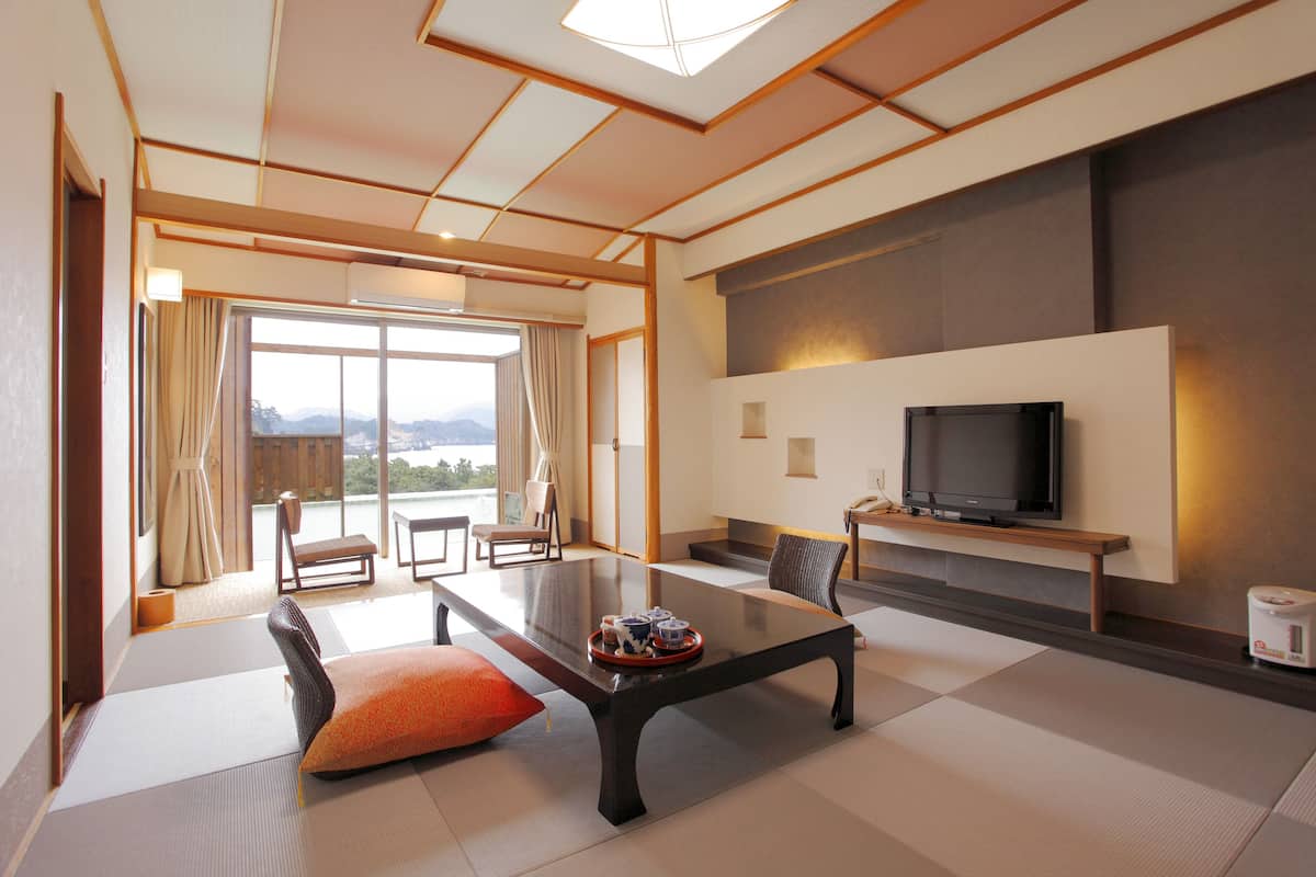 Japanese 10 Tatami-mats with Private Open-air Bath, 4F Balcony, Half Board, Non-Smoking | Blackout curtains, free WiFi, bed sheets