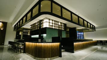 大廳酒吧