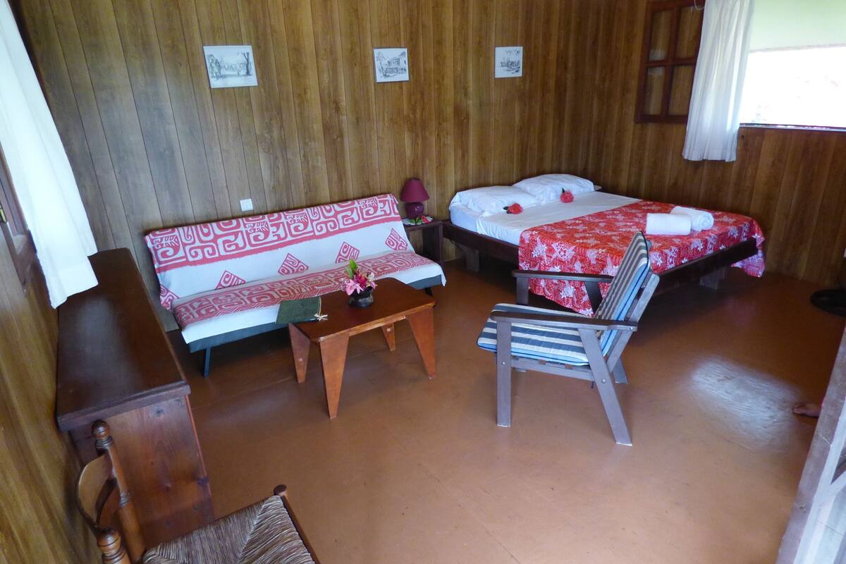 1 bilik tidur, dihias secara berasingan