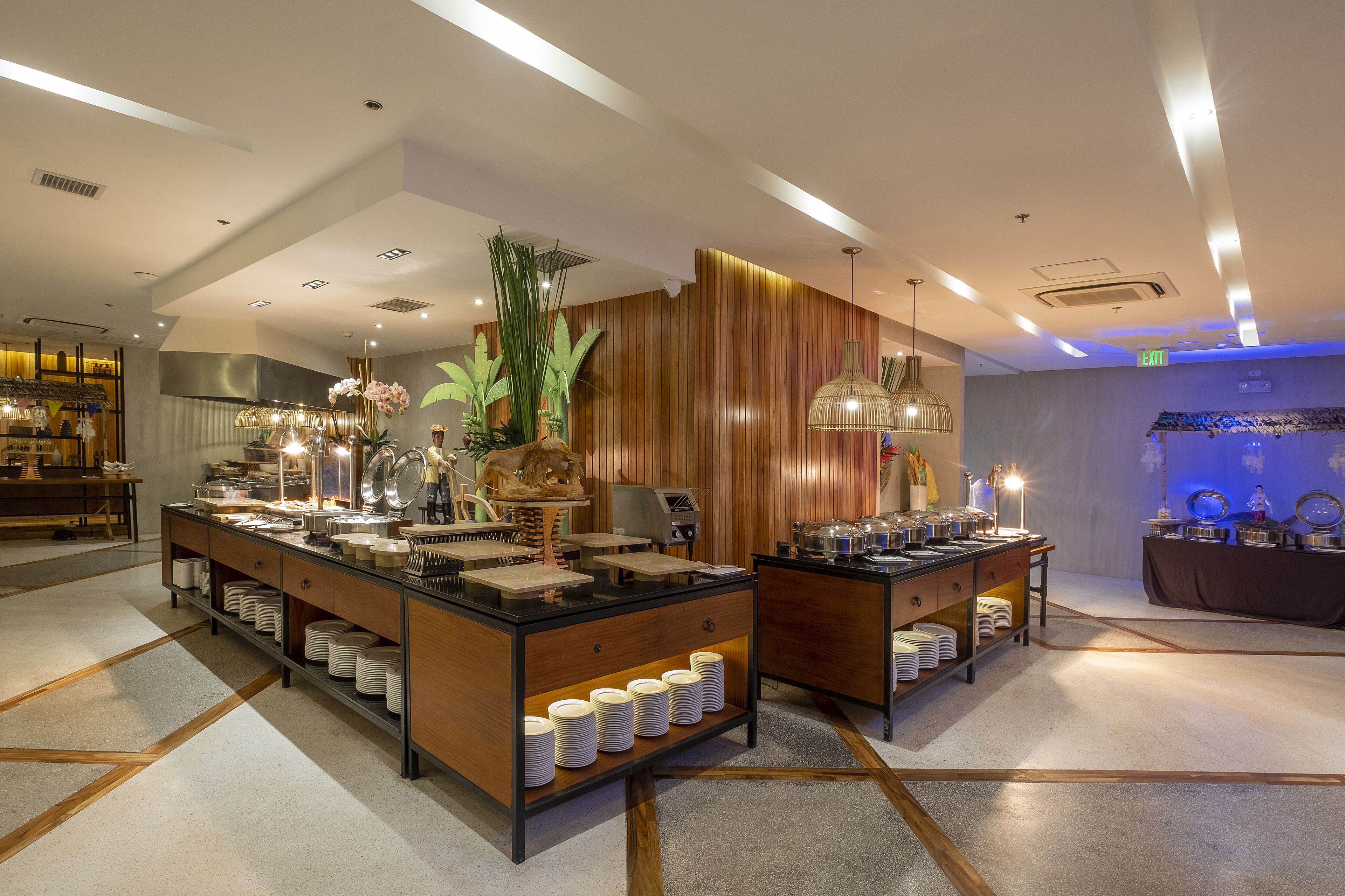 daily local cuisine breakfast (php 650 per person)