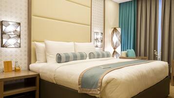 Kamar Keluarga | Seprai premium, brankas, meja kerja, dan kedap suara