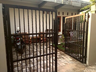 阿迪卡尔塔詹蒂旅馆