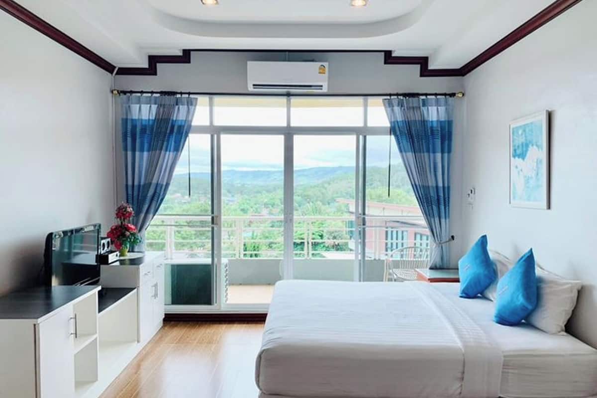 Suite Grand | Escritorio, wifi gratis y ropa de cama