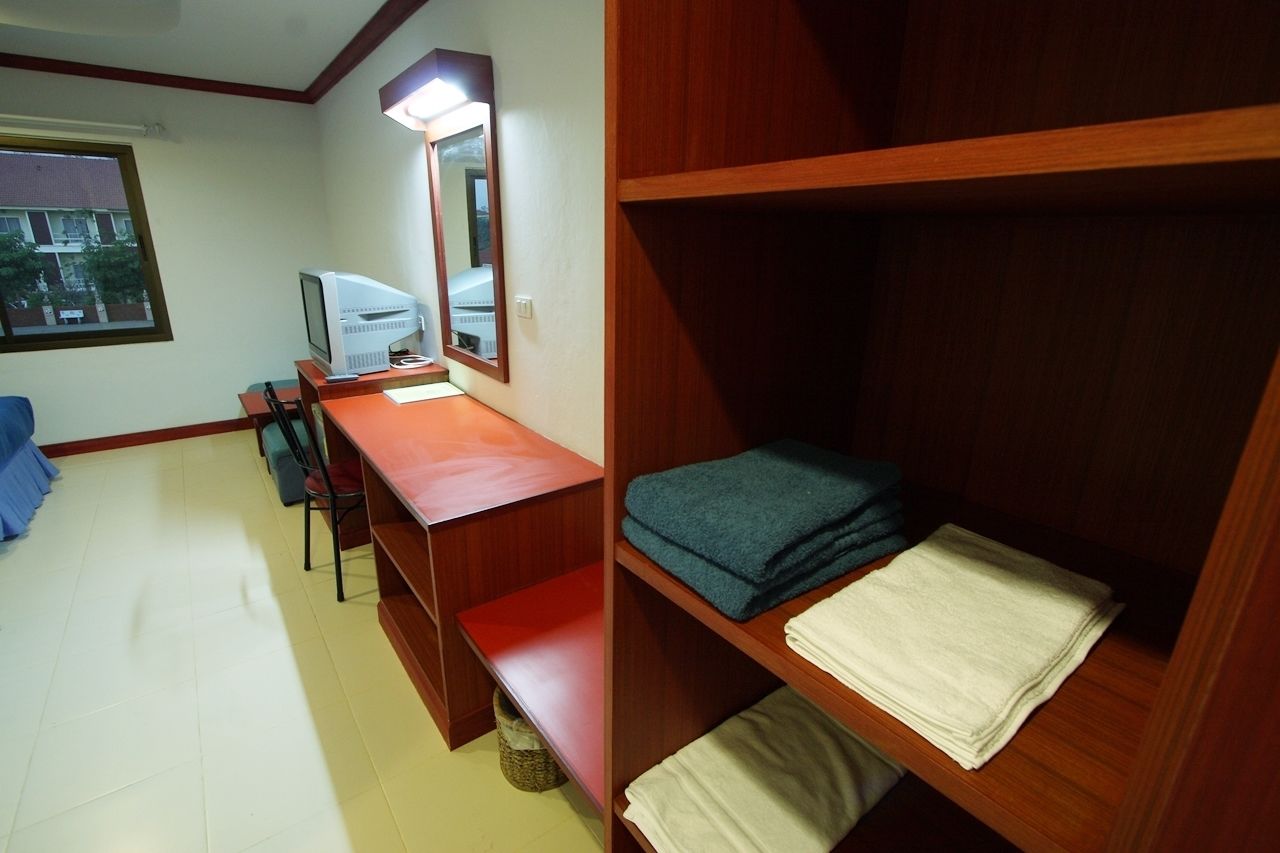 standard double or twin room | free wifi