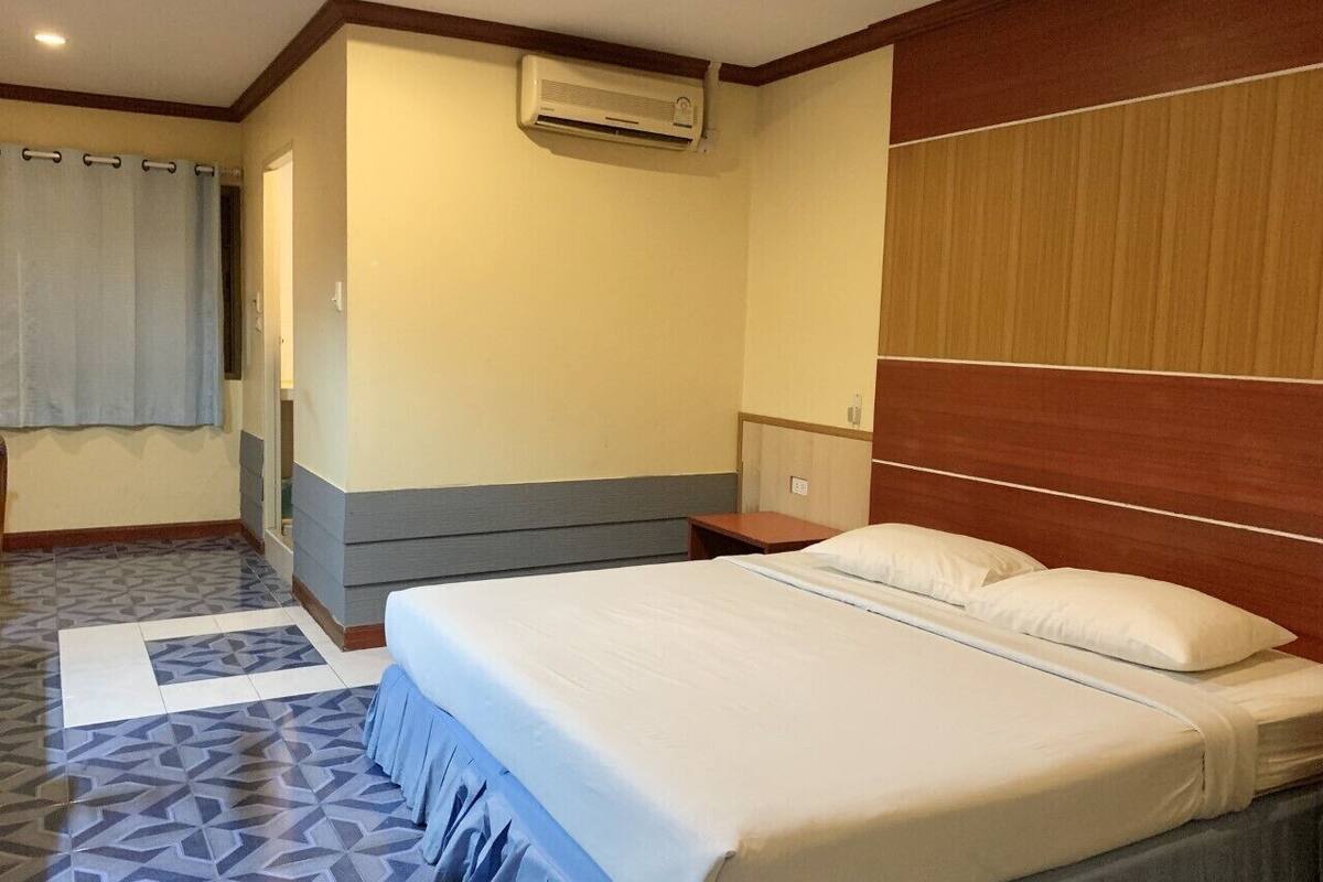 standard double or twin room | free wifi
