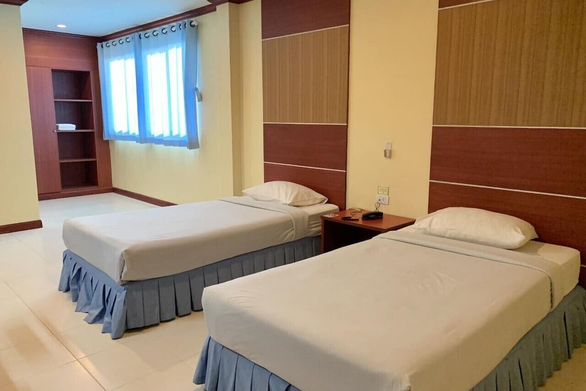 standard double or twin room | free wifi