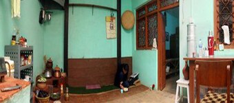 Sanu House Hostel & Homestay