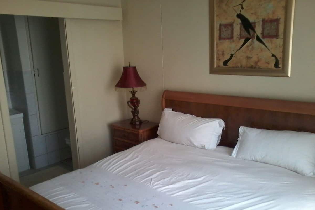 Apartment, 2 Bedrooms (LS104)
