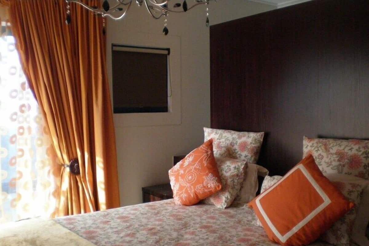Appartement, 2 chambres (M608) | Coffre-fort, bureau, fer et planche à repasser