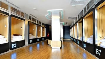 Private Capsule Female Dormitory