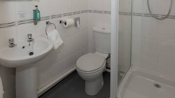 Standard Double Room, Ensuite | Bathroom