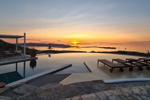 Udendørs pool