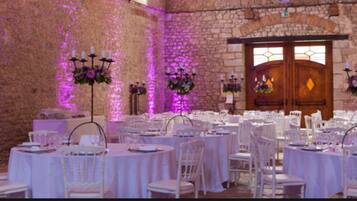 Utendørs bryllupsområde